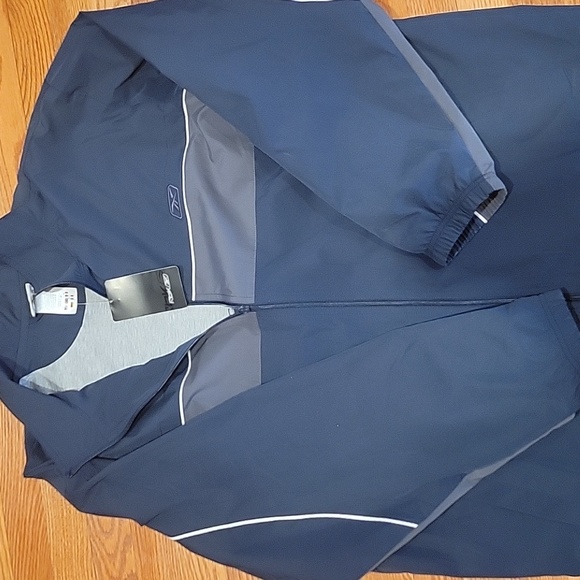 Reebok Activewear 2 piece set. Size XL. New with tags. - Picture 2 of 7